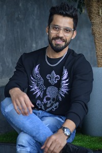 Bigg Boss Telugu 5 Contestants Vishwa Photos